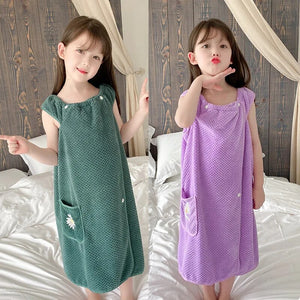 Small Soft Bathrobe Bath Towel For Children Wearable Towel Robes Plush Thick Absorbent Winter Flannel Bath Robe Hoodie 110cm