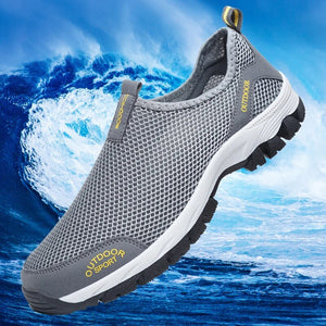 Men Aqua Shoes Water Anti-slip Men's Wading Shoes Beach Outdoor Male Sneakers Summer Breathable Shoes Lightweight Free Shipping