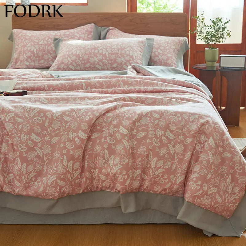 1pcs Quilt Summer Comforter Bedspread on The Bed Blanket 2 People Linen Nordic Filling Bedclothes Unique Parts Decoration Home